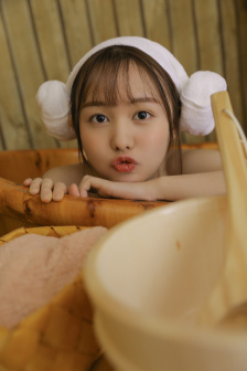 日本一卡两卡三卡四卡无卡国色天香